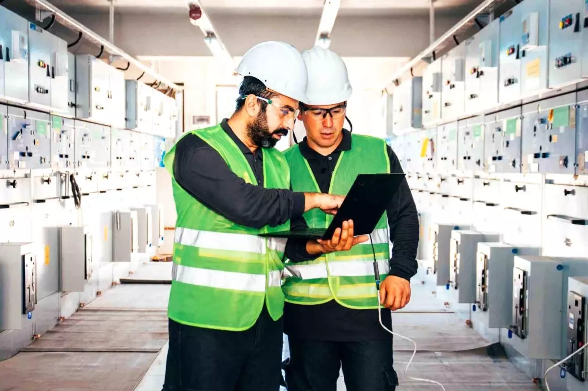 Osmaniye'de Elektrik Altyapısı Güçleniyor: Toroslar EDAŞ Yatırımlara Devam Ediyor