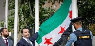 Yeni bayrak ilk kez BMGK'da göndere çekildi! Suriye'den tarihi oturumda kritik İsrail uyarısı