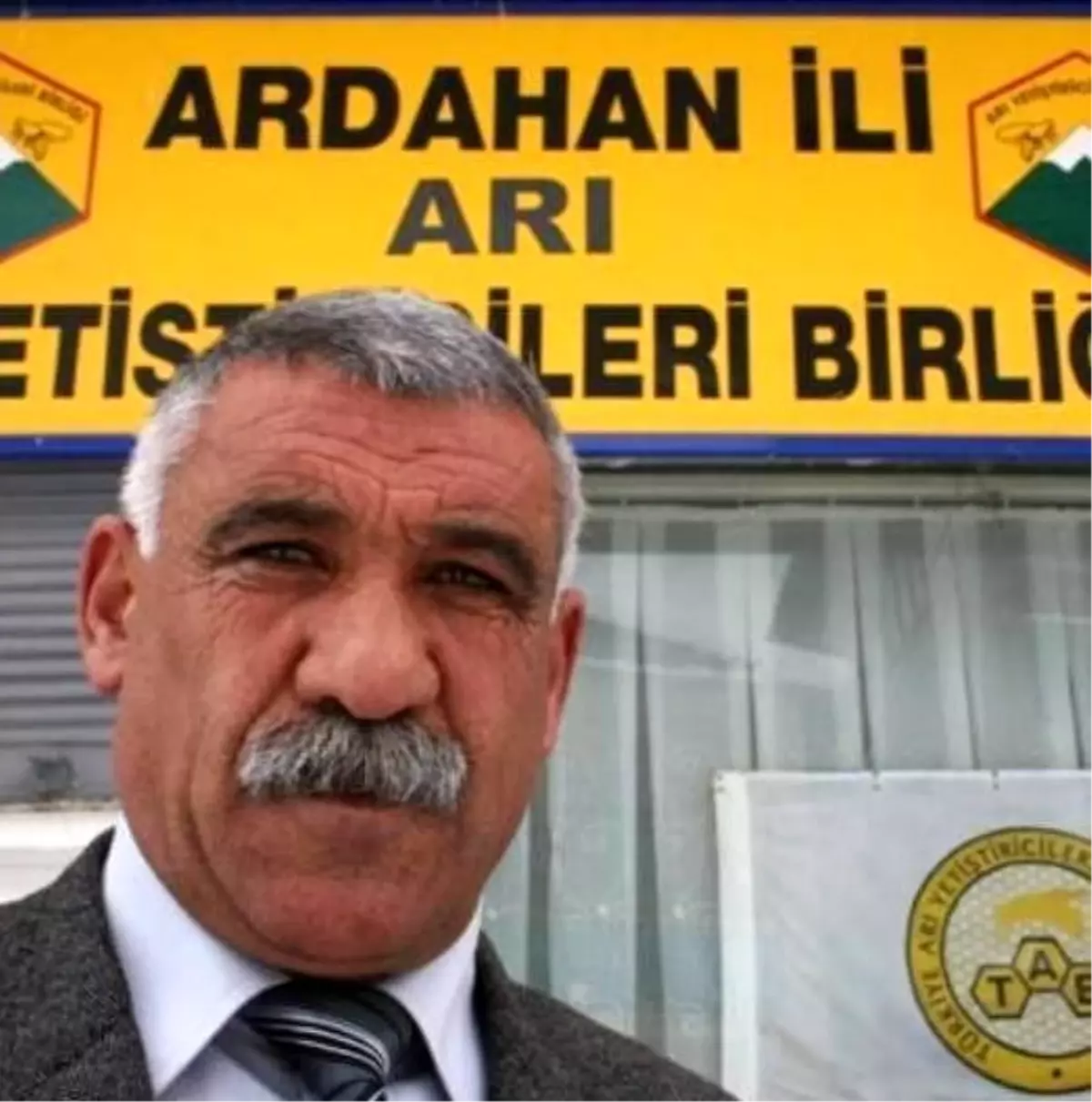 İlhan Evliyaoğlu, Ardahan Arı Yetiştiriciler Birliği Başkanlığına Yeniden Seçildi