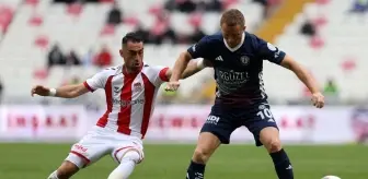 Ateş hattı altüst oldu! Sivasspor, Antalyaspor'u 2-0 yendi