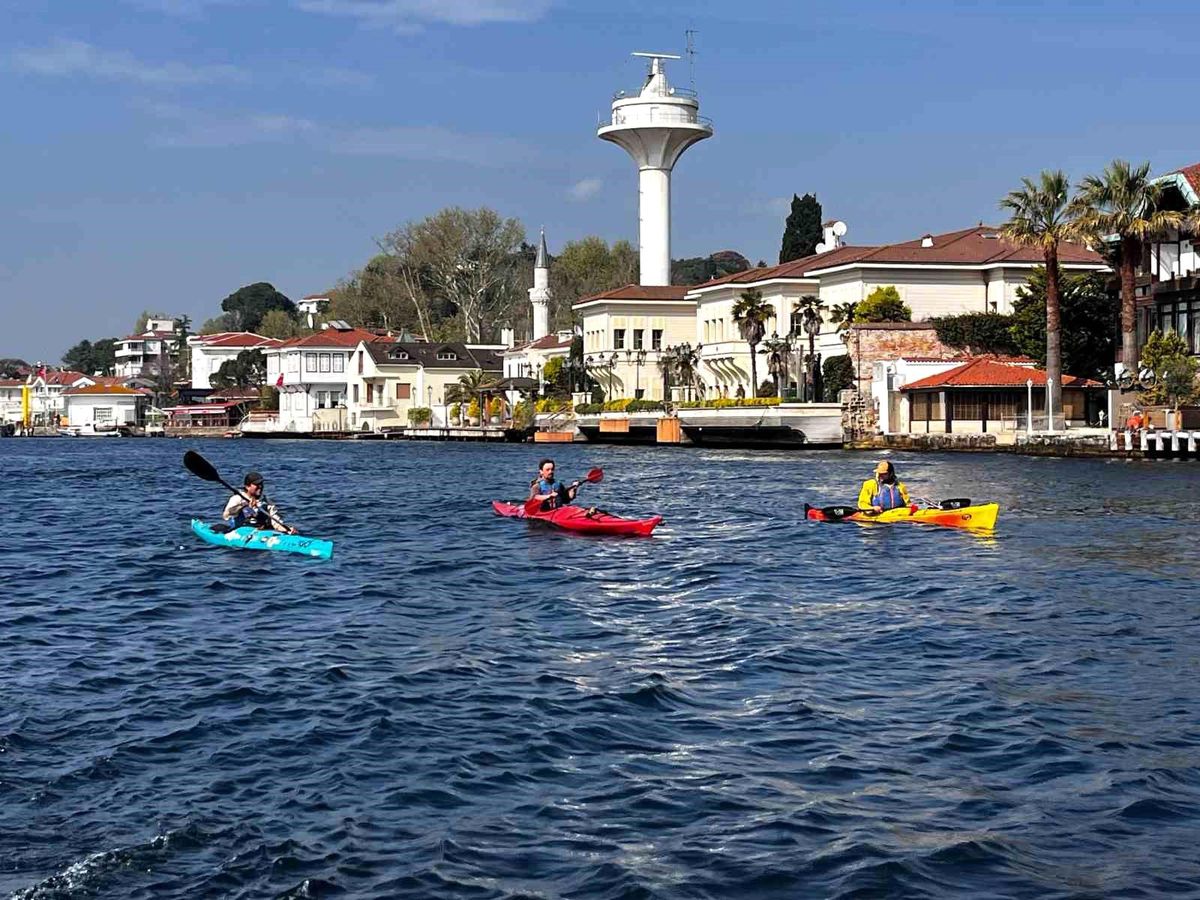 İrlandalı Gençler, Kanserli Çocuklara Destek İçin 233 Gün Sonra İstanbul'a Ulaştı
