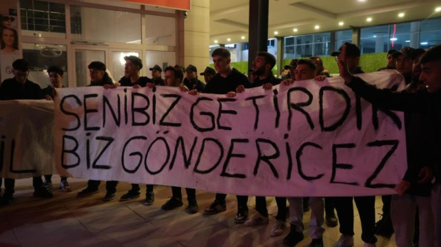 Fenerbahçe'ye Gaziantep'te şok: Taraftarlar otelin önünde bekledi