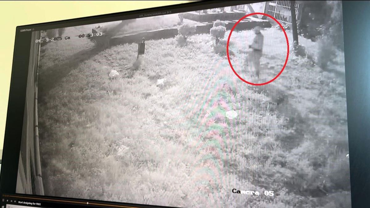 Bursa'da Hırsızlık Anı Güvenlik Kamerasında Yakaladı