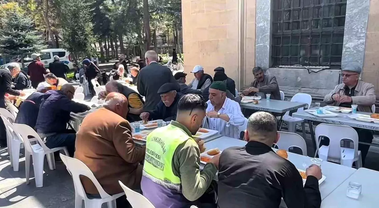 Afyonkarahisar'da Tarihi İmaret Camii'nde Unutulmuş Gelenek Yeniden Canlandı