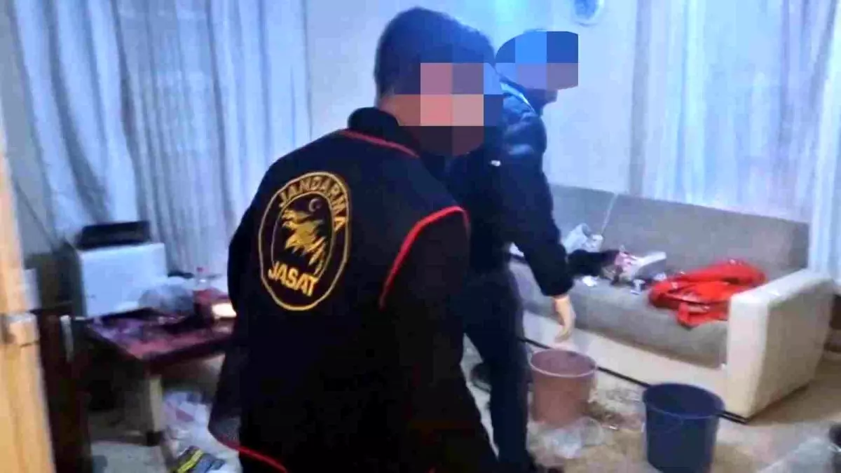 Sakarya'da Uyuşturucu Operasyonu: 2 Kişi Tutuklandı