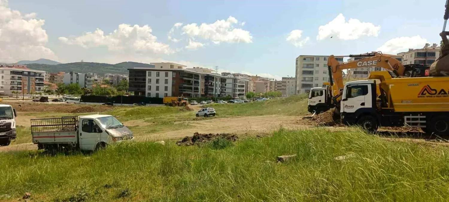 Aliağa'da Yeni Adliye Sarayı'nın Temeli Atıldı