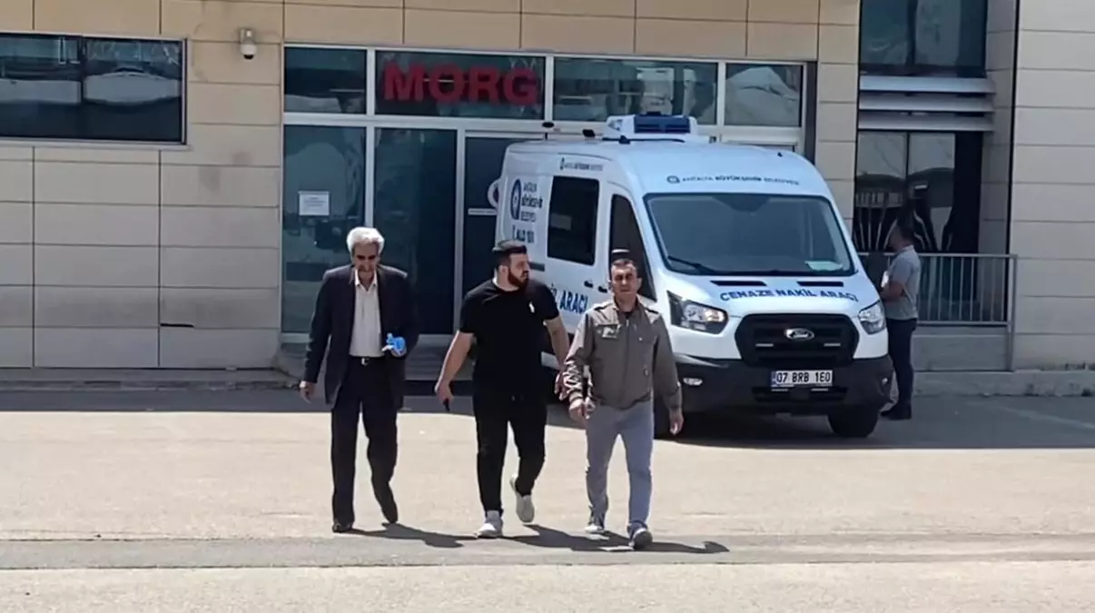 Antalya'da Genç Kız Arkadaşı Tarafından Vurularak Öldürüldü