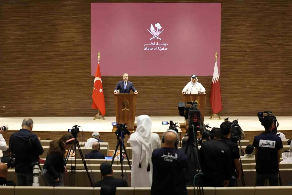 Bakan Fidan: 'Suriye'de merkezi otorite dışında silah taşıma imkanı verecek olan hiçbir girişimi kabul etmiyoruz'