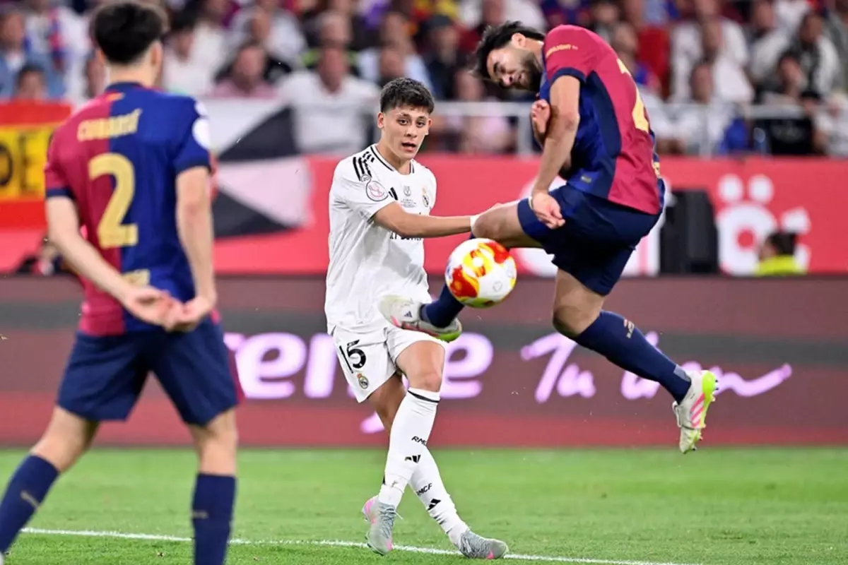 Uzatmalarda Real Madrid'i 3-2 yenen Barcelona, Kral Kupası'nı kazandı