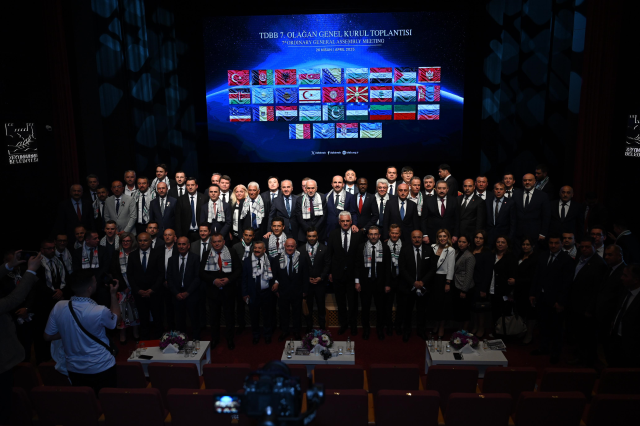 Başkan Altay TDBB 7. Olağan Genel Kurulu'nda Yeniden Başkan Seçildi Başkan Altay TDBB 7. Olağan Genel Kurulu'nda Yeniden Başkan Seçildi