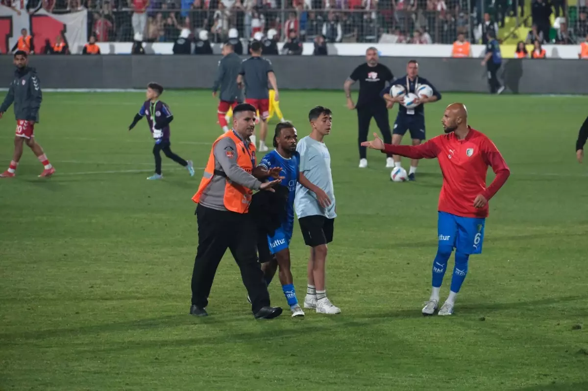 Bodrum FK, Samsunspor'a Mağlup Olurken Hakem Kararlarına İsyan Etti