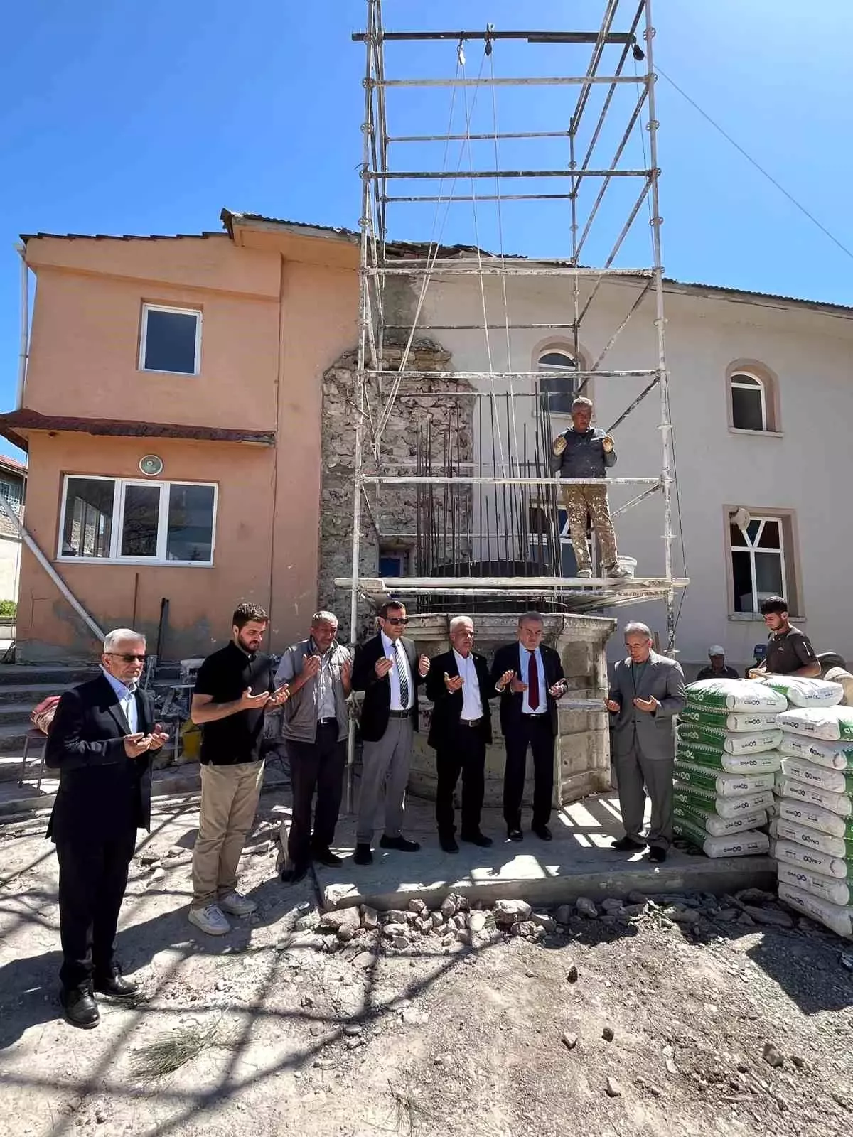 Bilecik'te Yeni Cami Minaresi İçin Temel Atma Töreni Düzenlendi