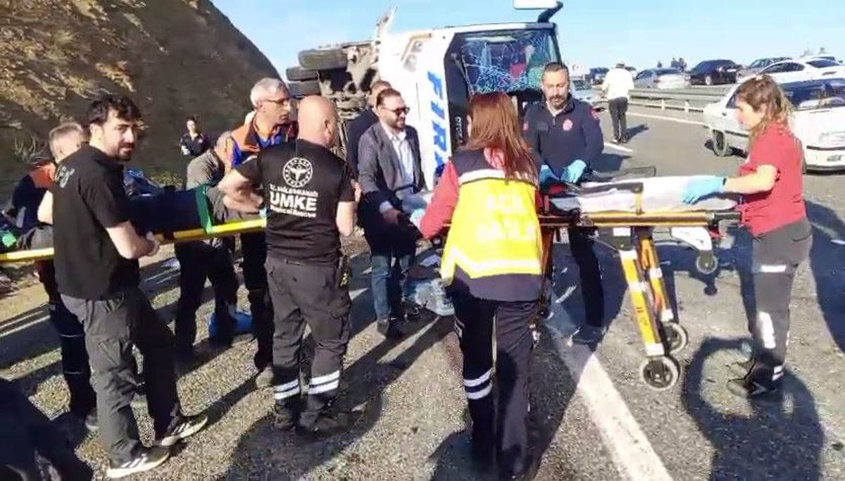 Diyarbakır Karayolunda Midibüs Kazası: 25 Yaralı