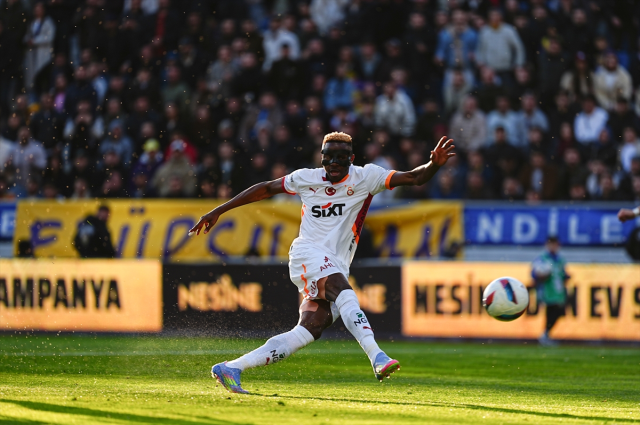 Galatasaray, Eyüpspor'u 5-1 mağlup etti Galatasaray, Eyüpspor'u 5-1 mağlup etti