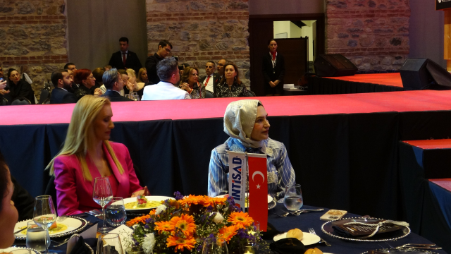 International award for Bedia Teymur, Editor-in-Chief of Haberler.com
