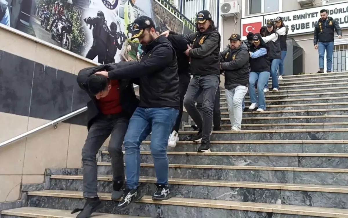İstanbul'da Fuhuş Operasyonu: 8 Gözaltına Alındı