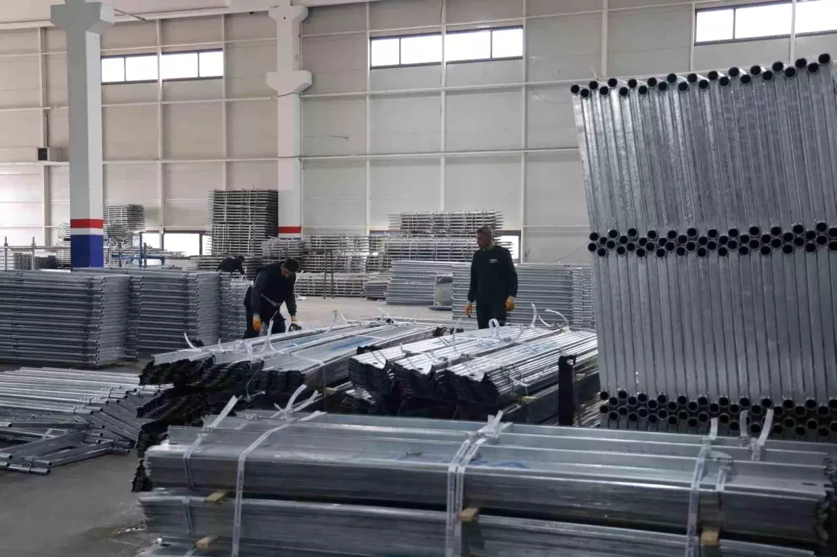 Diyarbakır'daki Fabrika İhracatla Terse Göçü Sağlıyor