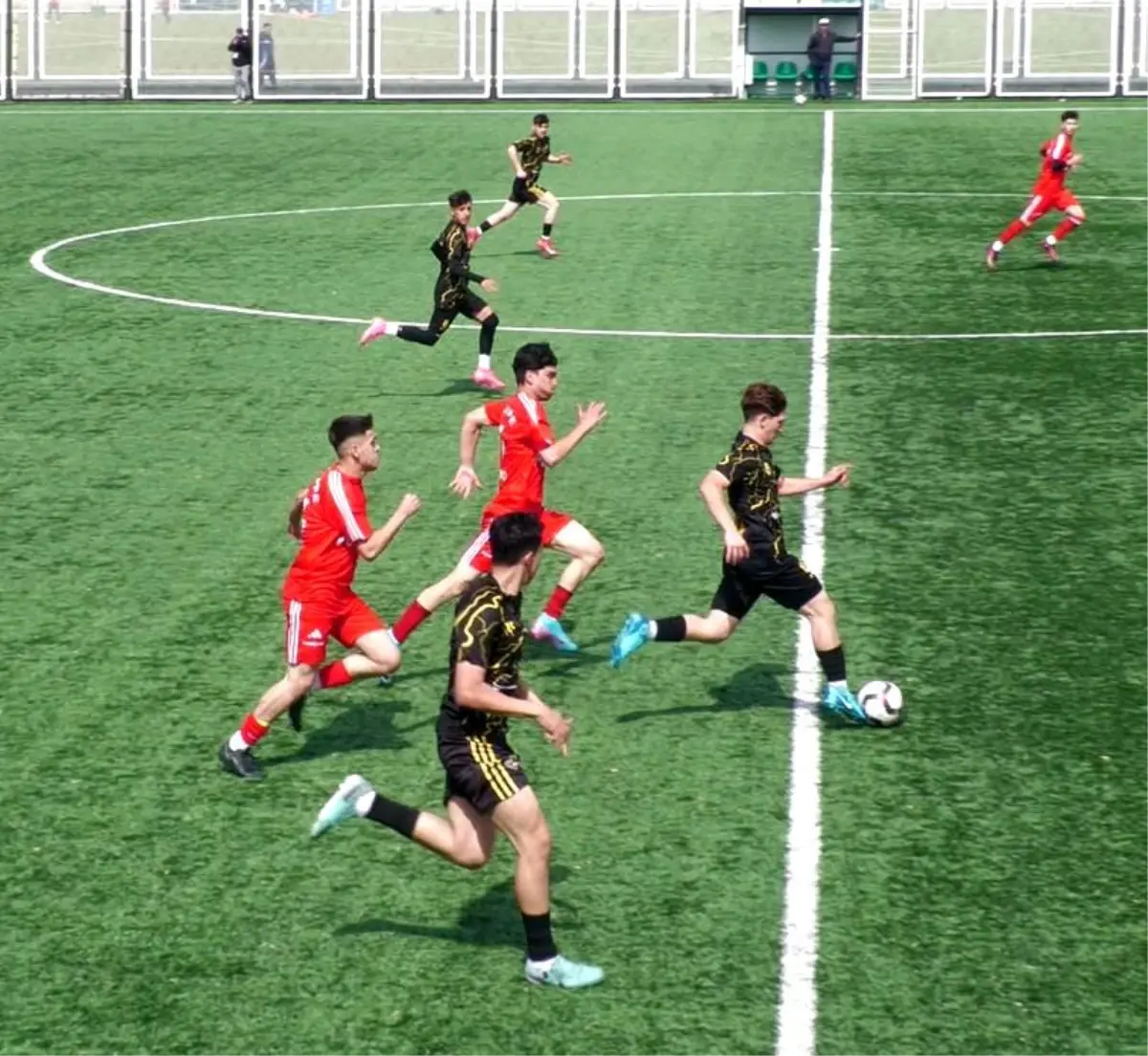 Kayseri U17 Ligi'nde Kocasinan Şimşekspor ve Gültepespor Berabere Kaldı