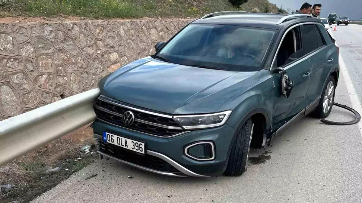Kırıkkale'de Motosiklet ve Otomobil Çarpıştı: 1 Yaralı