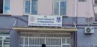 Muayene için gittiği hastanede televizyon çaldı