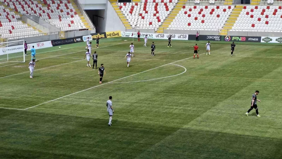 Karaman FK, Nazillispor'u 2-0 Mağlup Etti