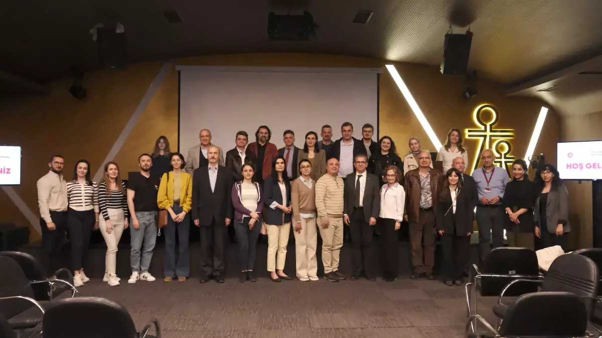 GÜVEN Hastanesi 50. Yılında Tiroid Sonopatoloji Kursu Düzenledi
