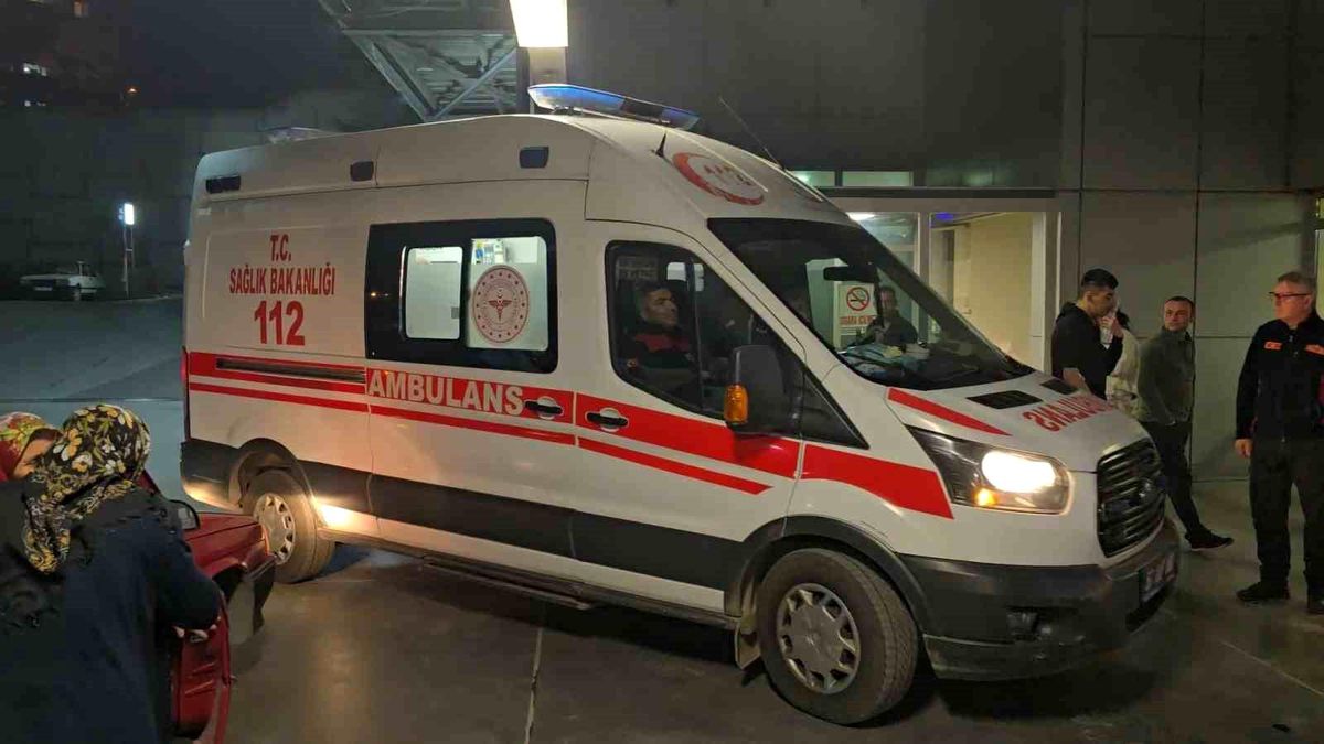 Zonguldak'ta 3 Yaşındaki Çocuk Balkonundan Düştü