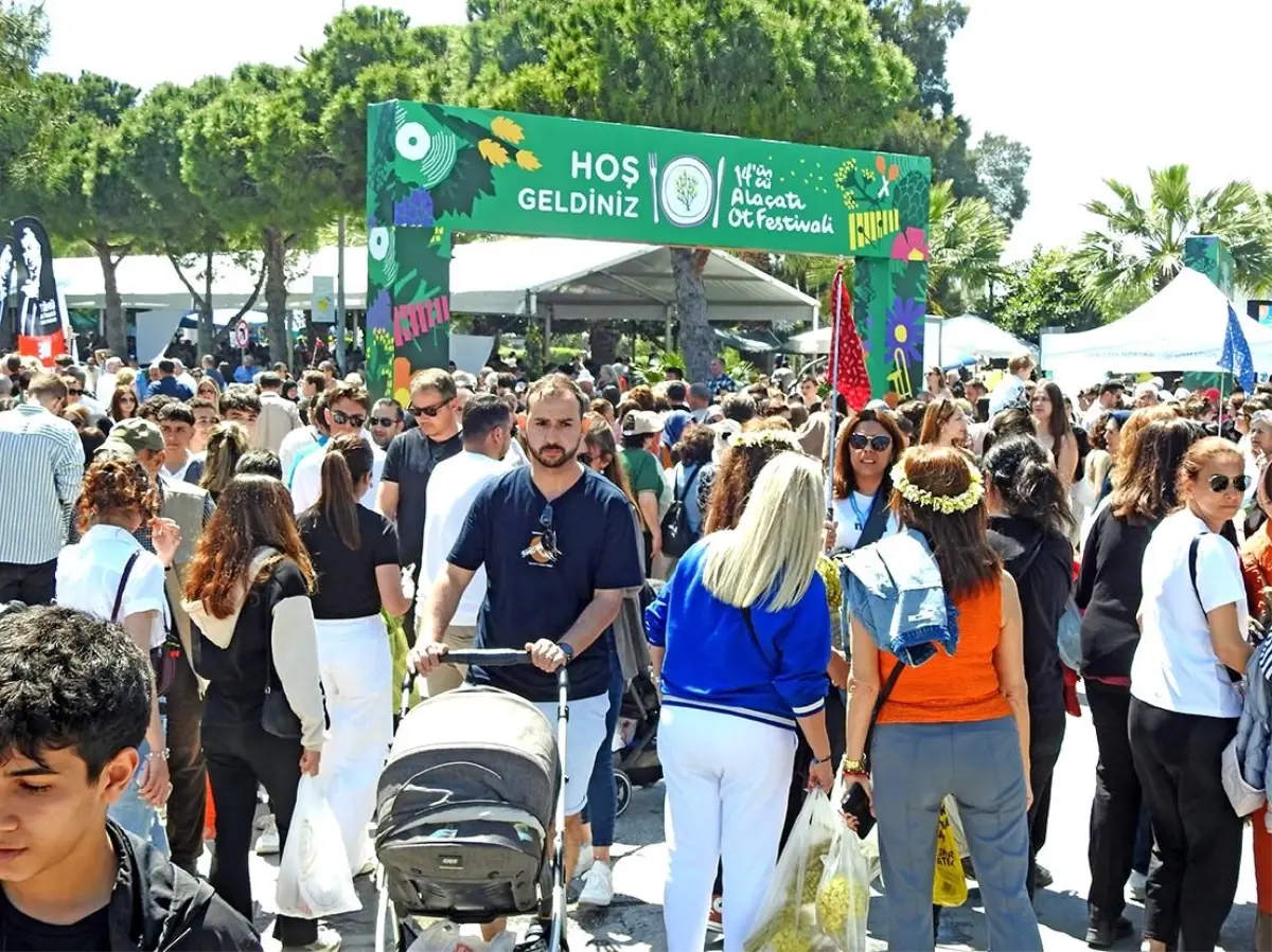 14. Alaçatı Ot Festivali Büyük İlgi Gördü