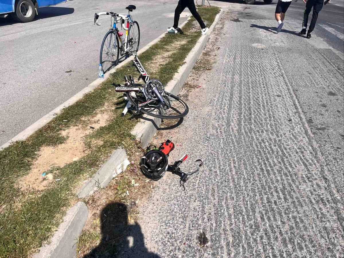 Antalya'da Bisiklet Sürücüsü Trafik Kazasında Hayatını Kaybetti