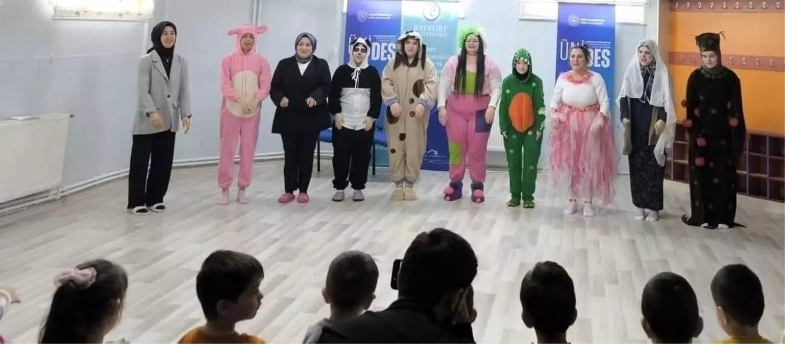Bayburt'ta Çocuklara Kitap Sevgisi Aşılayan Etkinlik