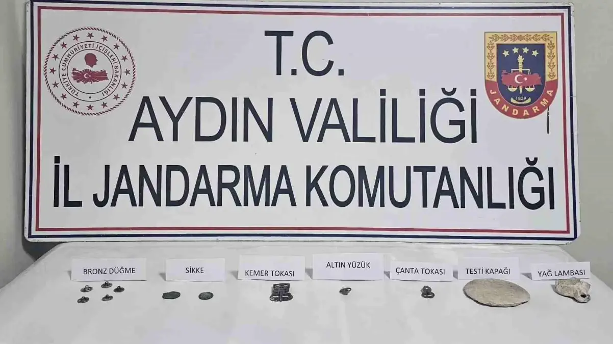 Aydın'da Tarihi Eser Kaçakçılığı Operasyonu: 12 Eser Ele Geçirildi