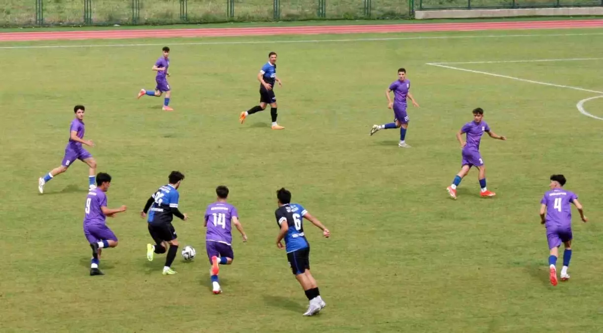 Bozüyük Vitraspor, Gebzespor'u 10-2 Mağlup Etti