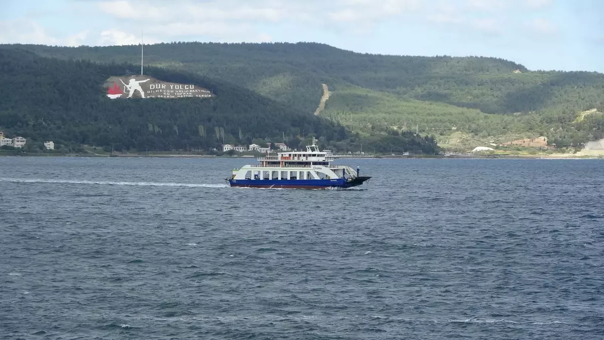 Gökçeada ve Bozcaada Feribot Seferleri Fırtına Nedeniyle İptal Edildi