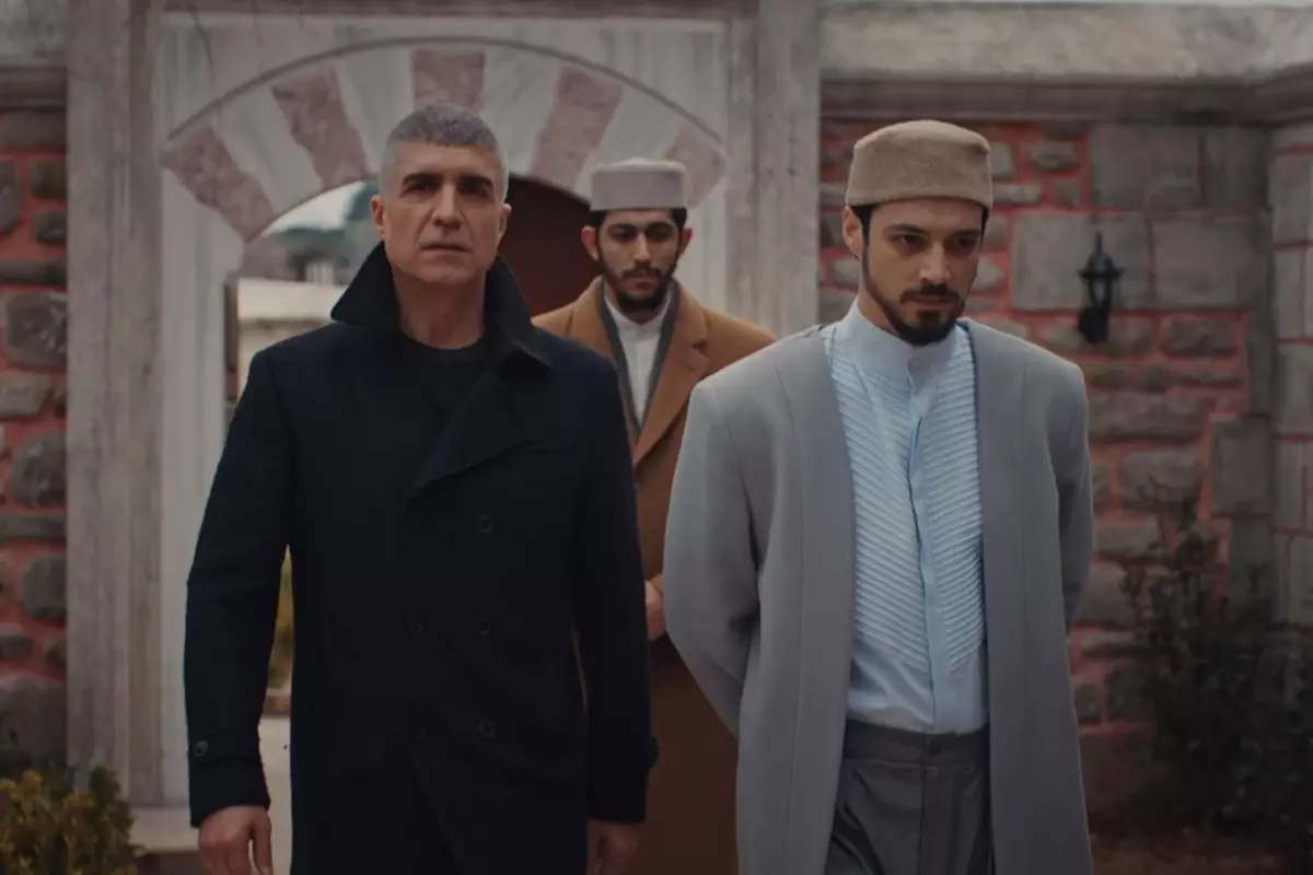 Dizi biter bitmez, imajını yeniledi! Son hali takipçilerini şaşırttı