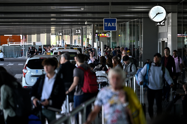 Elektriklerin kesildiği İspanya'da OHAL ilan edildi