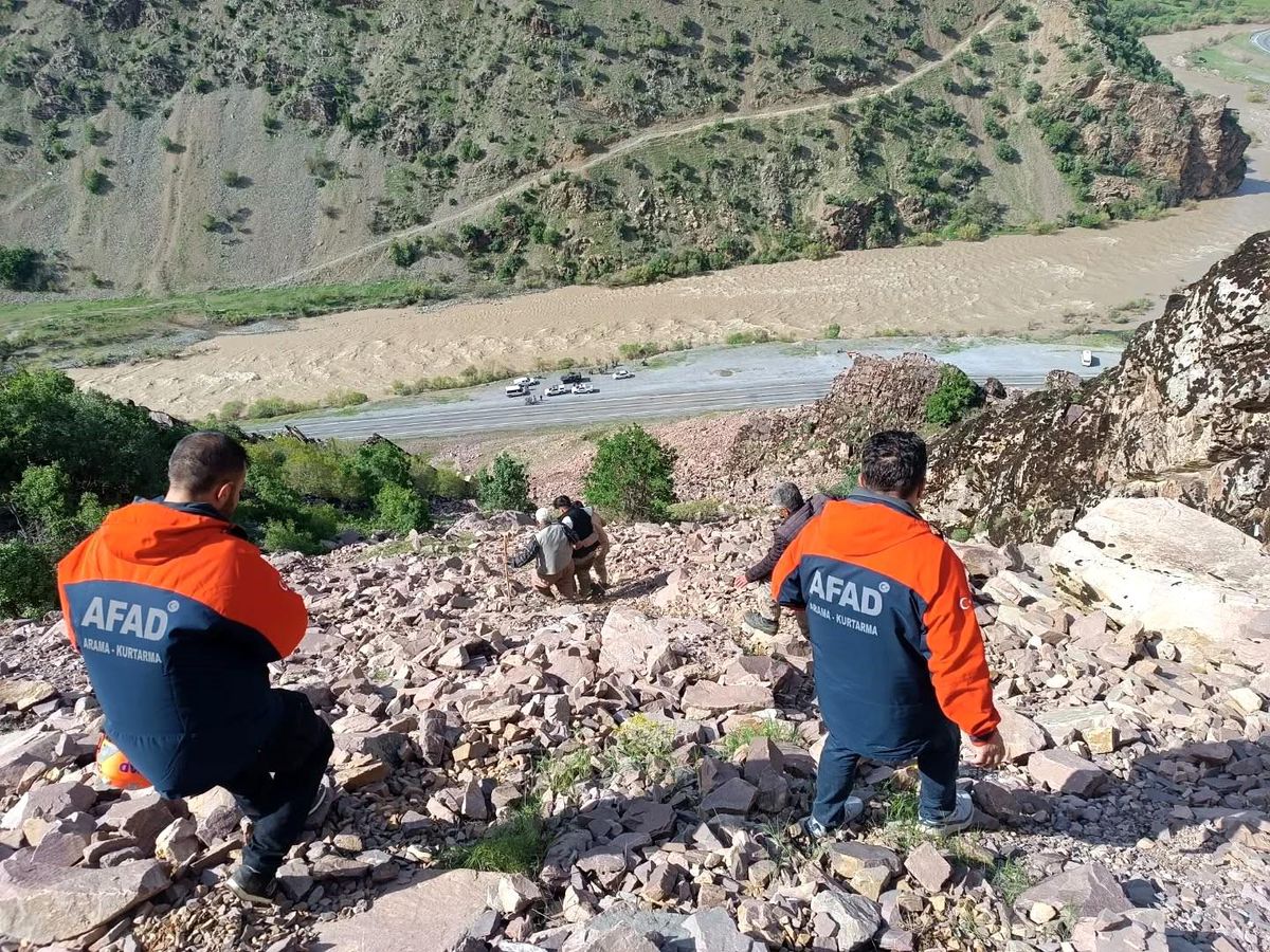 Hakkari'de Mahsur Kalan Genç AFAD Ekiplerince Kurtarıldı