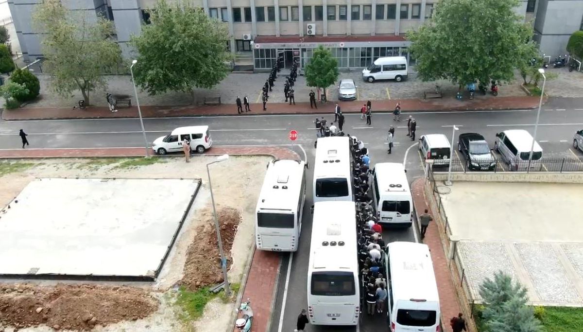 Denizli'de İki Silahlı Suç Örgütüne Operasyon: 73 Şüpheli Yakalandı
