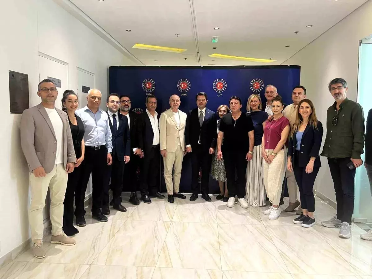İzmirli Gelinlik İmalatçıları Dubai Pazarına Adım Attı