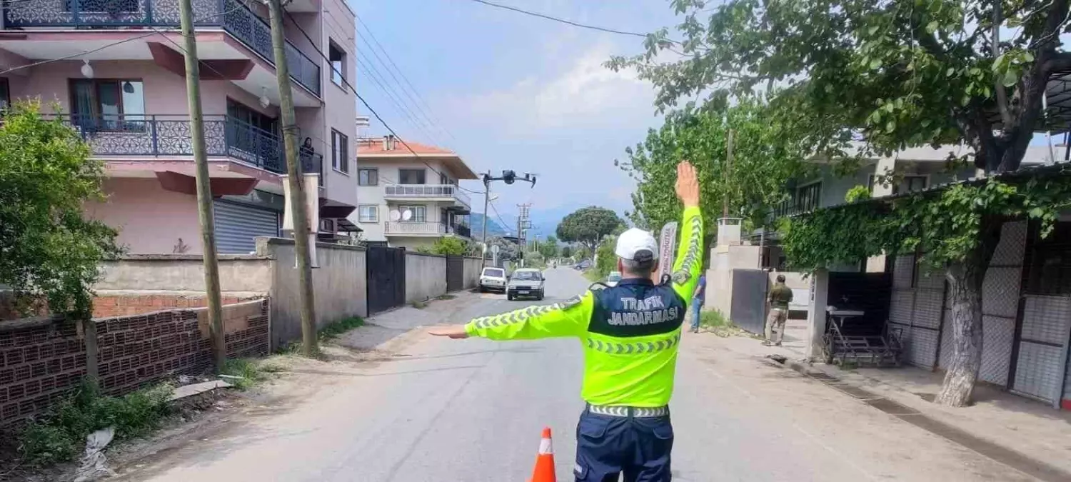 Aydın'da Jandarmadan Havadan Trafik Denetimi