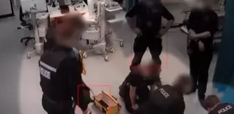 Kelepçeli hasta, polis tarafından hastanede öldürüldü