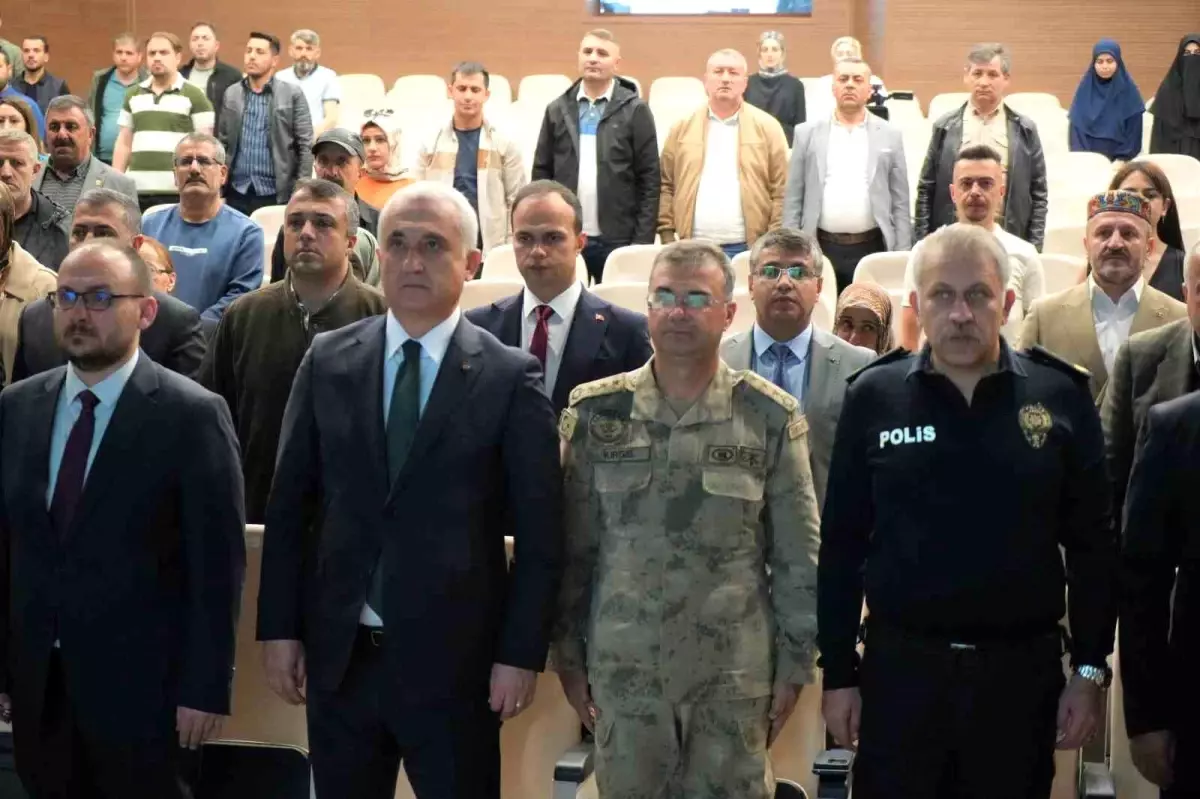 Muş'ta 'Gençliğine İyi Bak 2 Projesi' tanıtım toplantısı düzenlendi