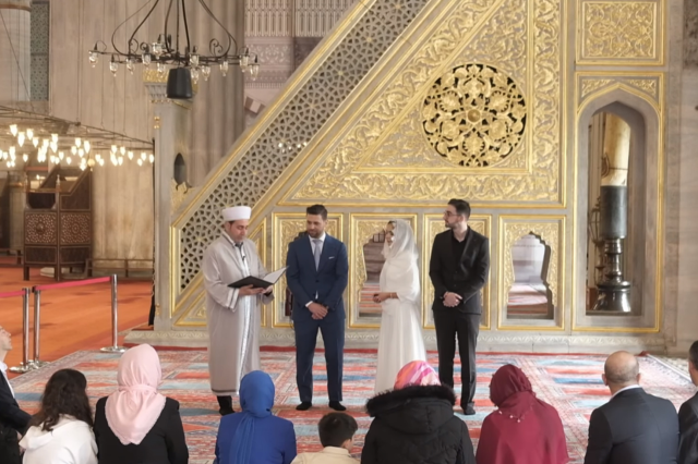 Müslüman oldu, imam nikâhıyla evlendi
