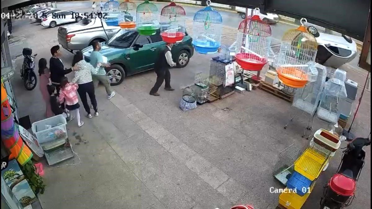 Mersin'de Kaza: Otomobil Ters Döndü, Sürücü Hafif Yaralandı