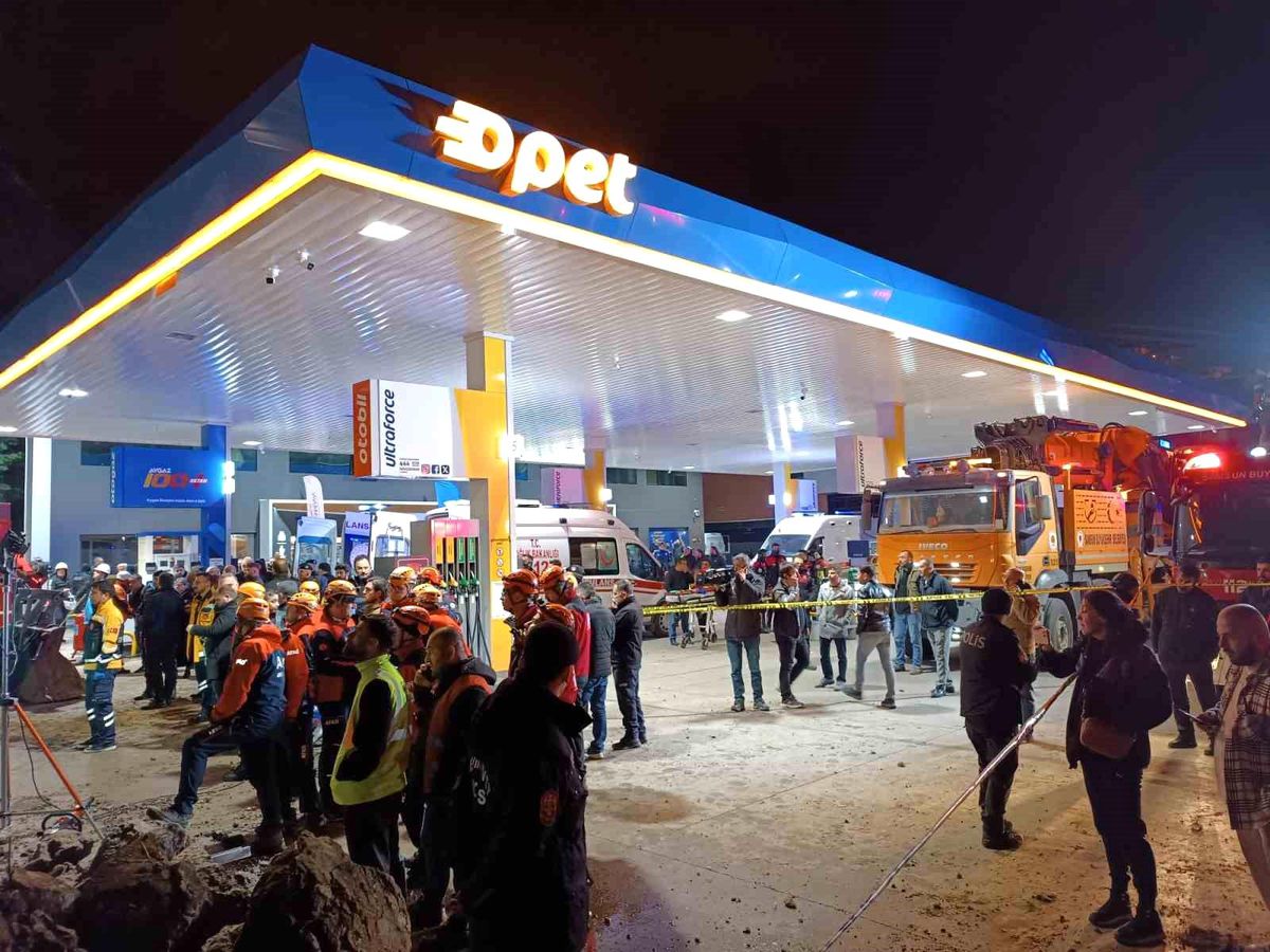Samsun'da Heyelan Faciası: Baba ve İki Kızının Hayatı Kaybı