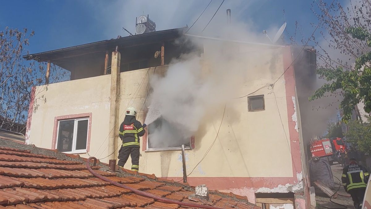 Alkollü Kadın Evini Ateşe Verdi: Neşe S. Gözaltında