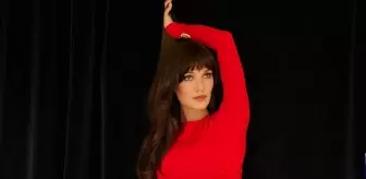 Anne olma heyecanı yaşayan Pınar Deniz bebeğini ilk kez gösterdi