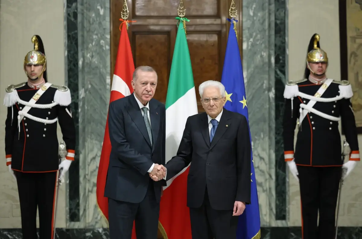 Cumhurbaşkanı Erdoğan, İtalyan mevkiraşı Mattarella ile bir araya geldi