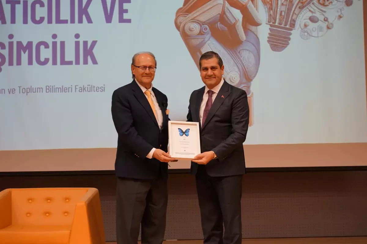 Yaratıcılık ve Girişimcilik Etkinliğinde Ergün Kırlıkovalı'dan Gençlere Tavsiyeler