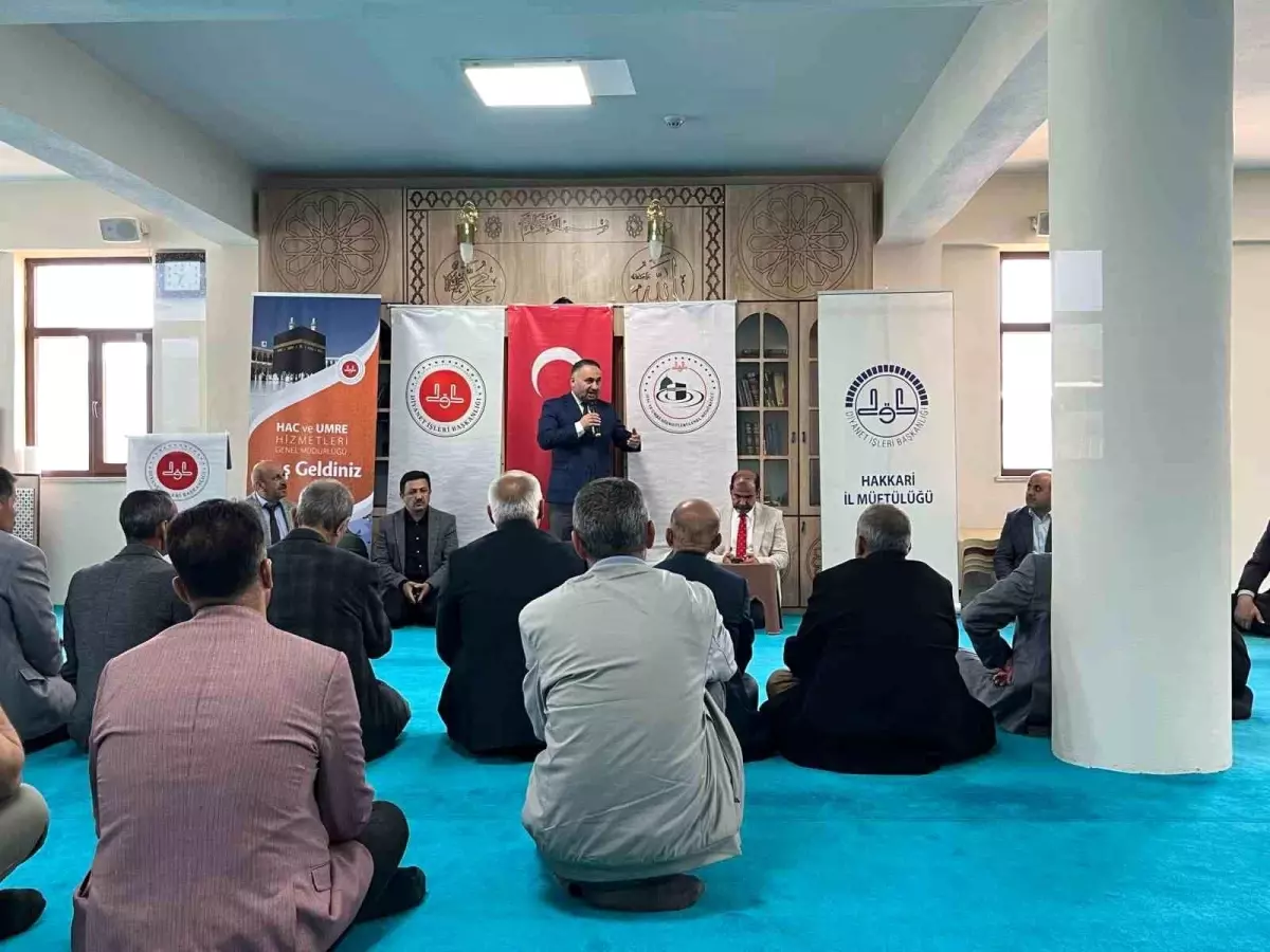 Hakkari'de Hacca Gidecekler İçin Eğitim Semineri Düzenlendi