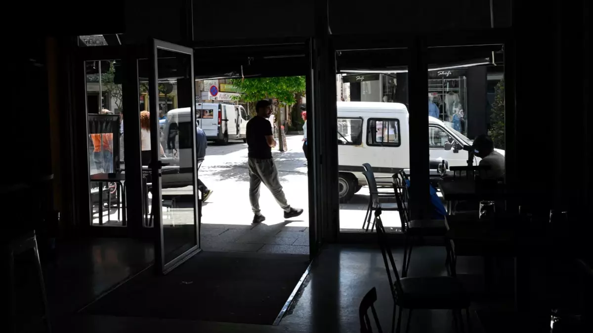 İspanya ve Portekiz'deki Elektrik Kesintisi Giderildi